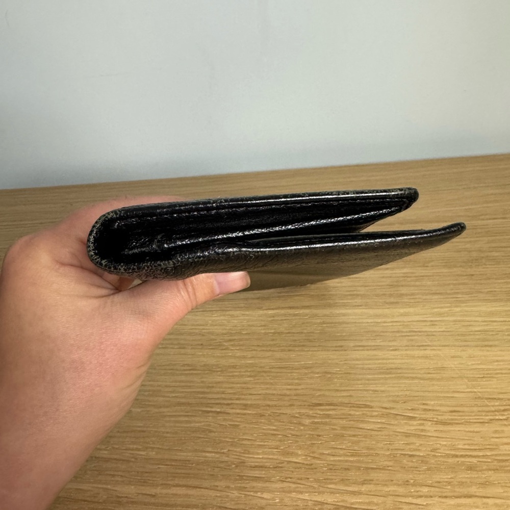 CHANEL Classic Black Leather Wallet - Picture 4 of 16